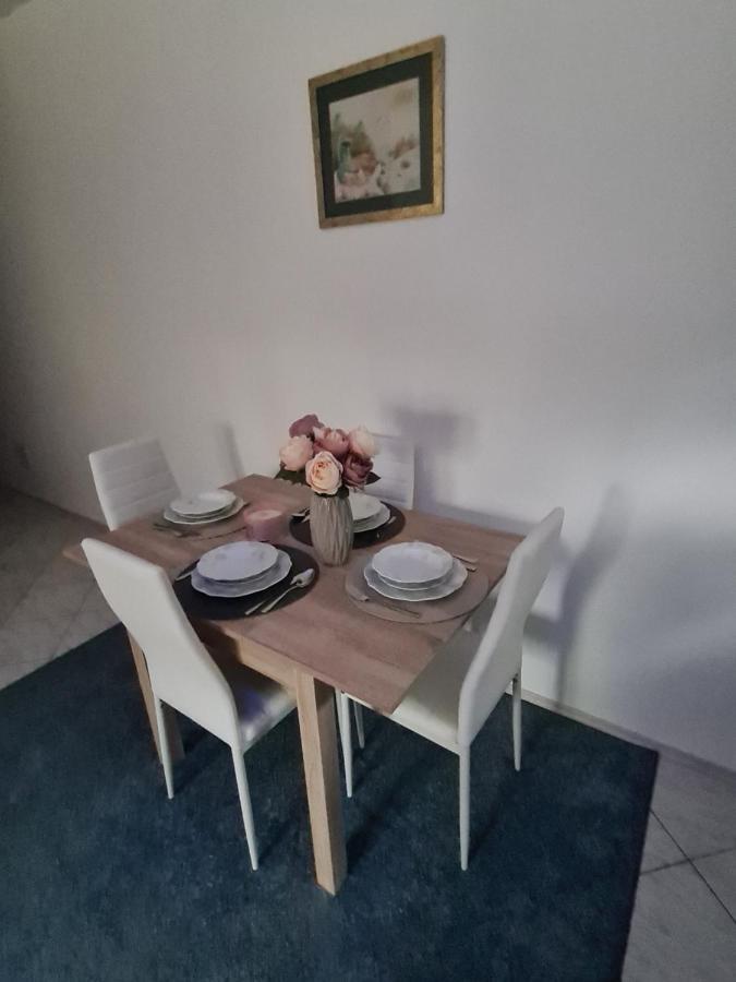 Simun Lägenhet Karlovac Exteriör bild